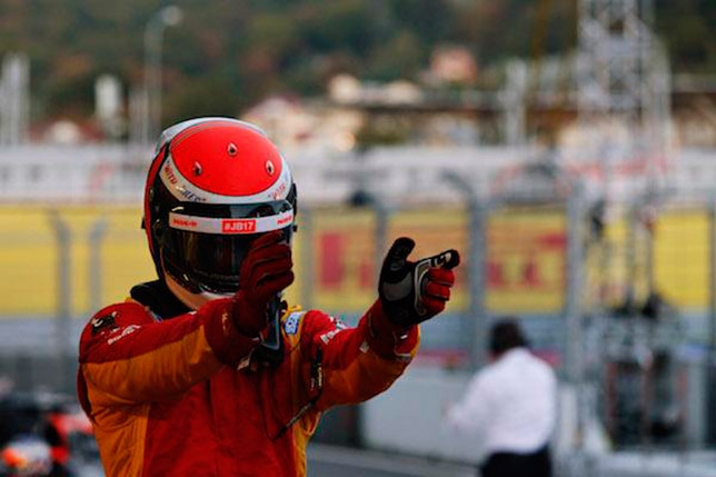 GP2: Росси выиграл первую гонку в России