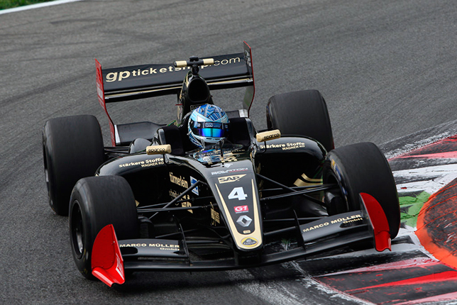 3.5 V8: Ниссани выиграл первую квалификацию в Монце